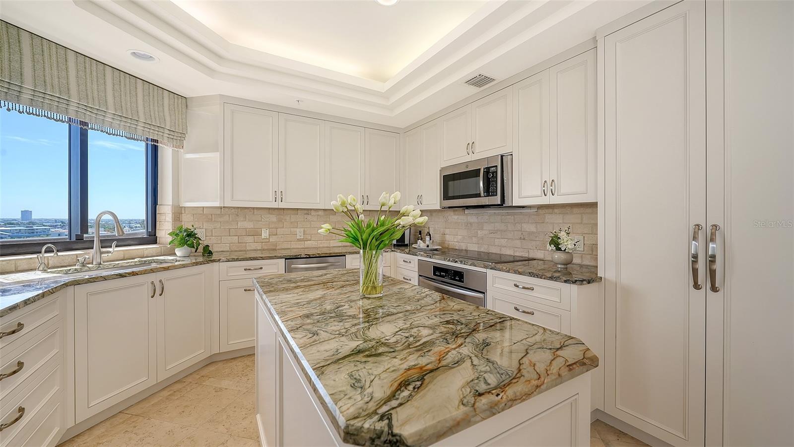 435 L AMBIANCE DR #L707, LONGBOAT KEY, FL — photo 25