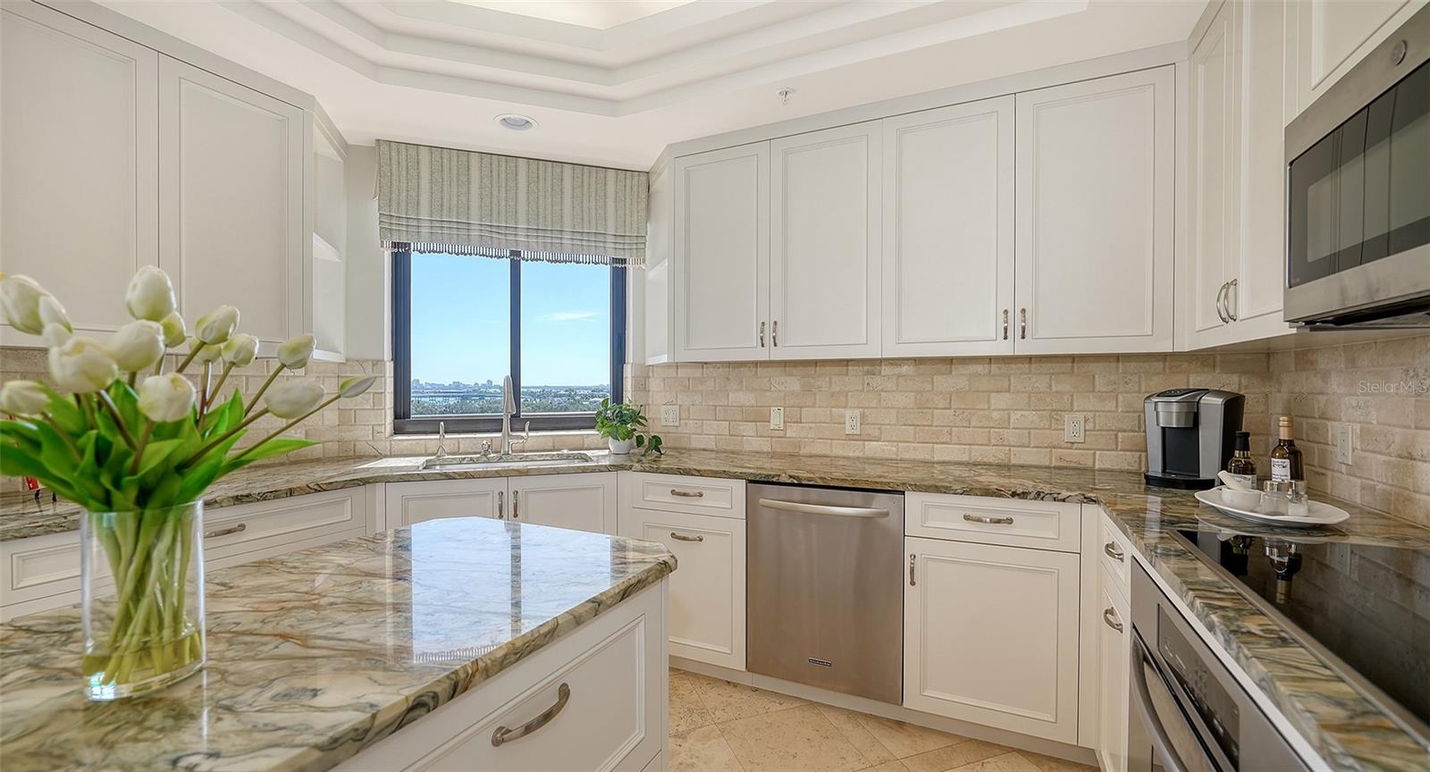435 L AMBIANCE DR #L707, LONGBOAT KEY, FL — photo 26