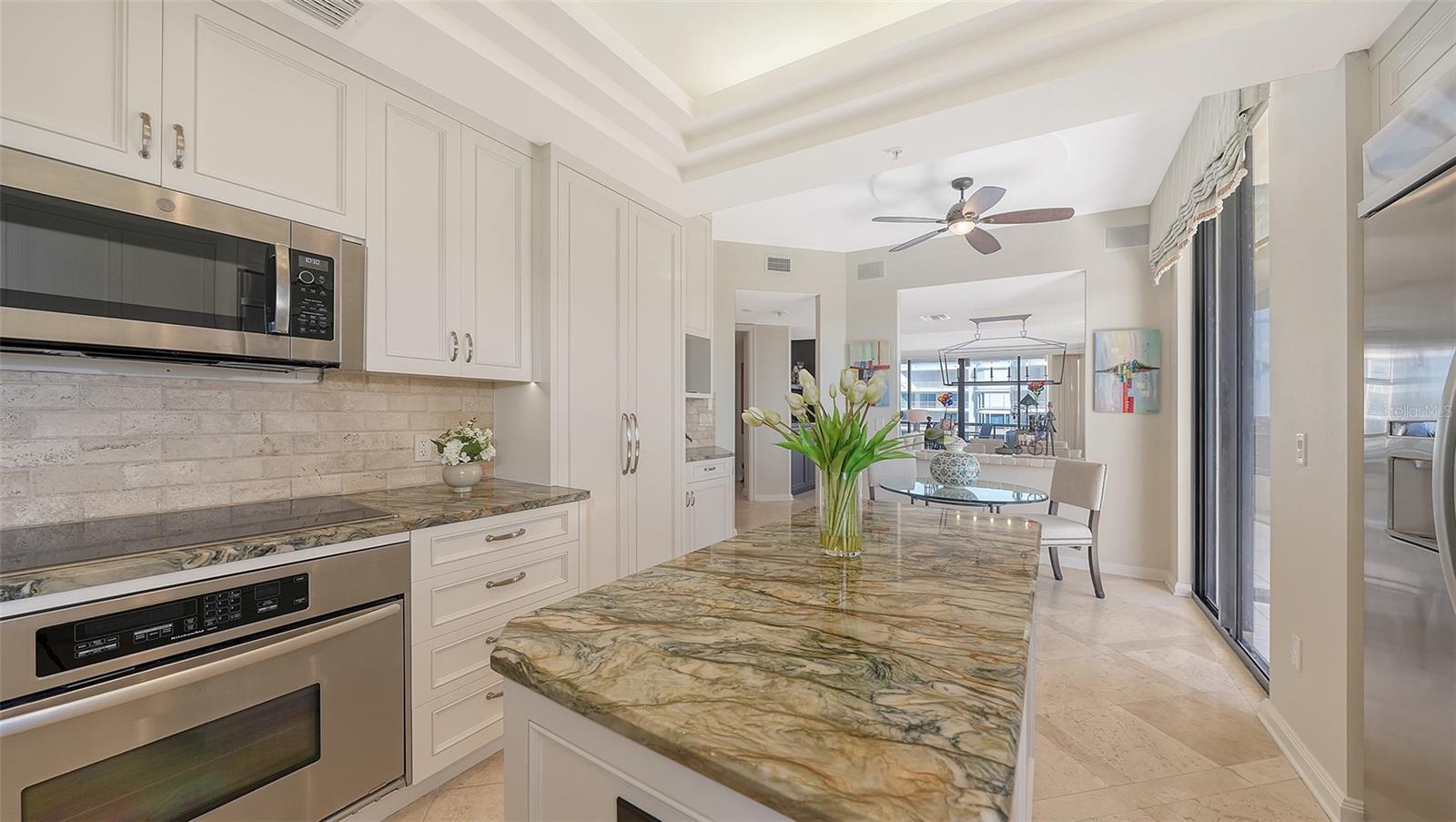 435 L AMBIANCE DR #L707, LONGBOAT KEY, FL — photo 27