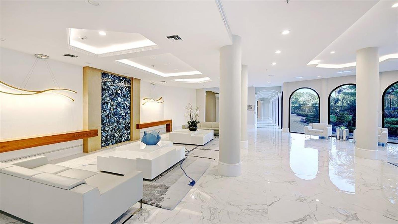 435 L AMBIANCE DR #L707, LONGBOAT KEY, FL — photo 56