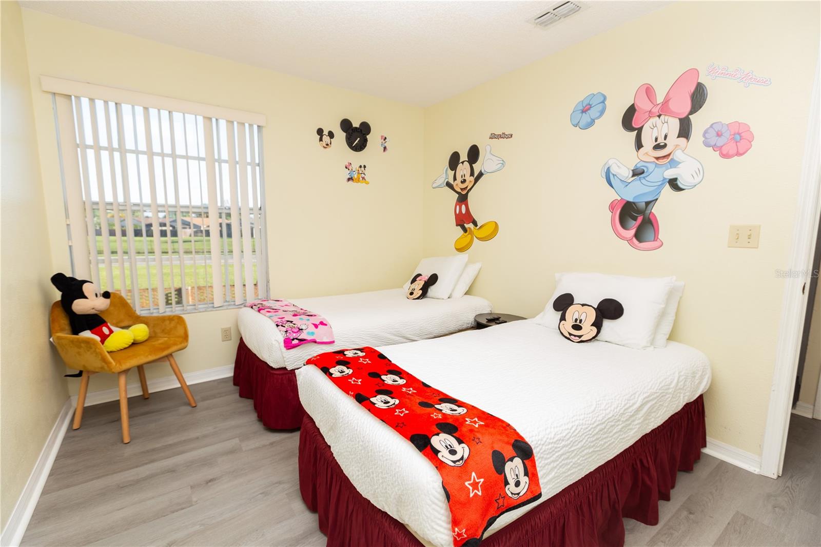 2492 SWEETWATER CLUB CIR #68, KISSIMMEE, FL — photo 11