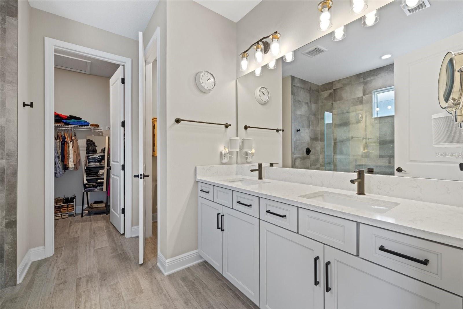 16750 SAVORY MIST CIR, BRADENTON, FL — photo 19