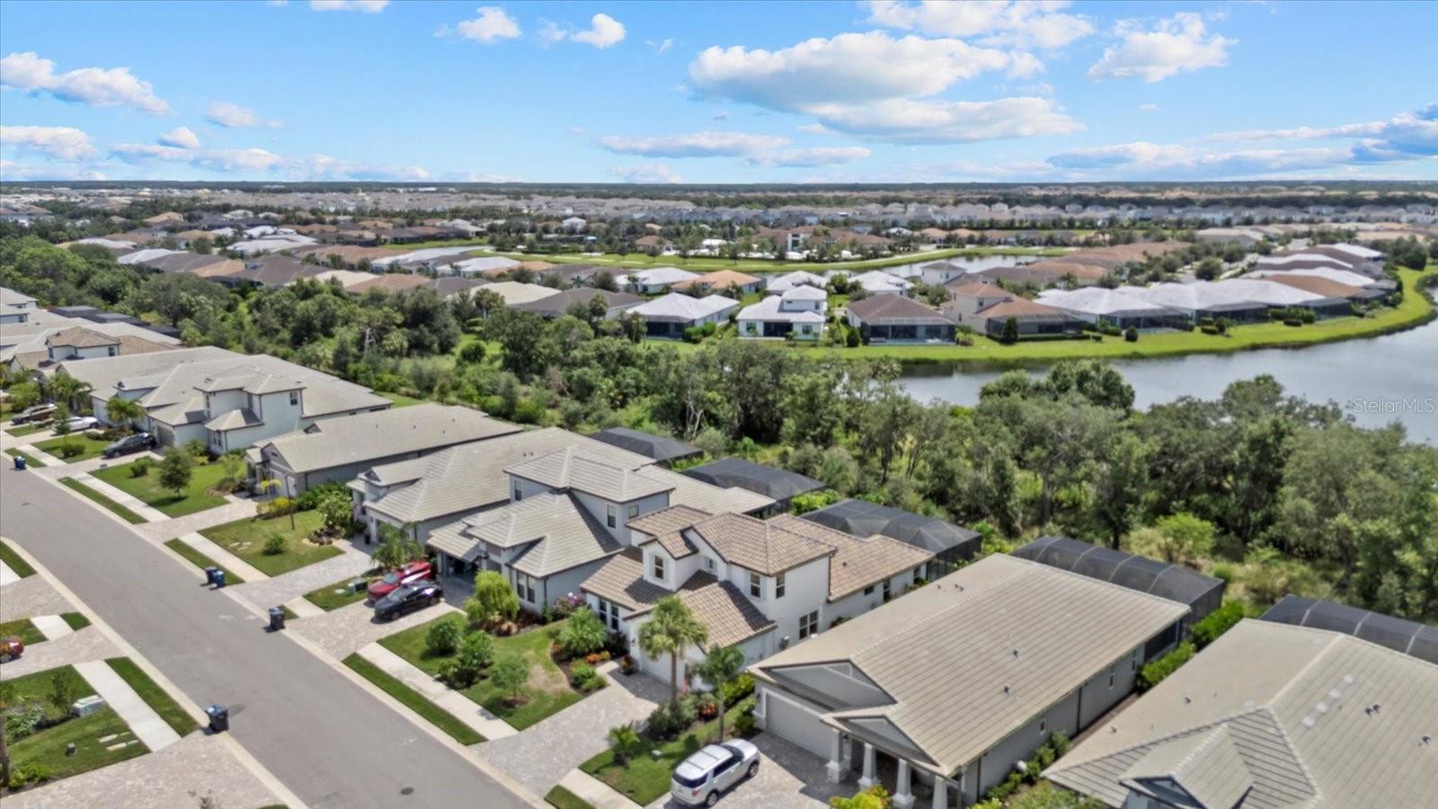 16750 SAVORY MIST CIR, BRADENTON, FL — photo 41