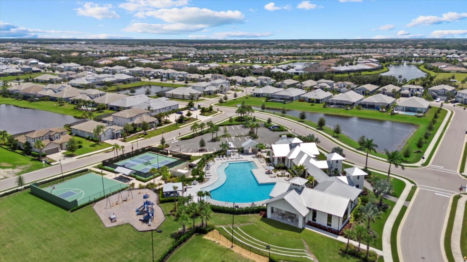 16750 SAVORY MIST CIR, BRADENTON, FL — photo 49