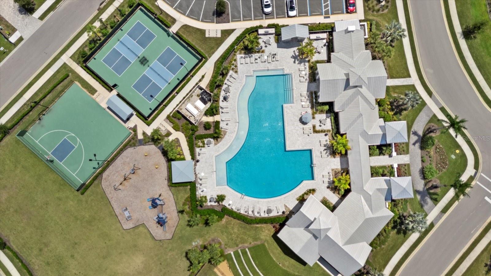 16750 SAVORY MIST CIR, BRADENTON, FL — photo 50