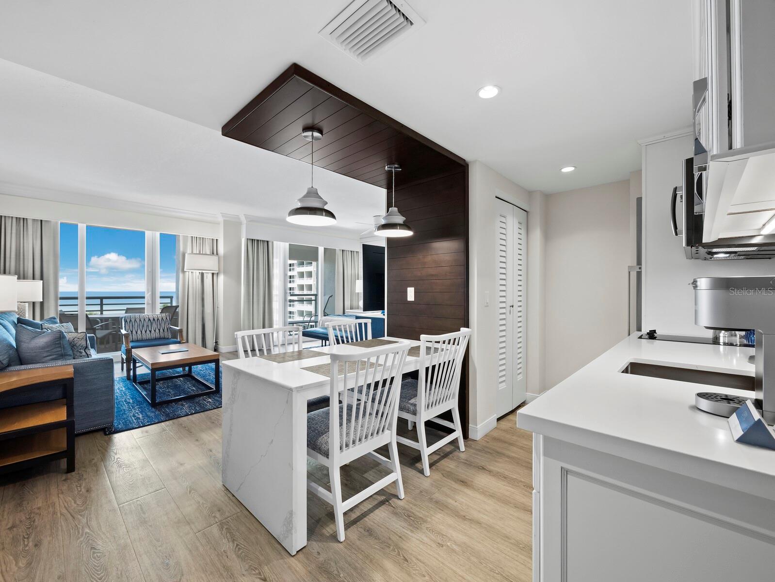 210 SANDS POINT RD #2405, LONGBOAT KEY, FL — photo 6