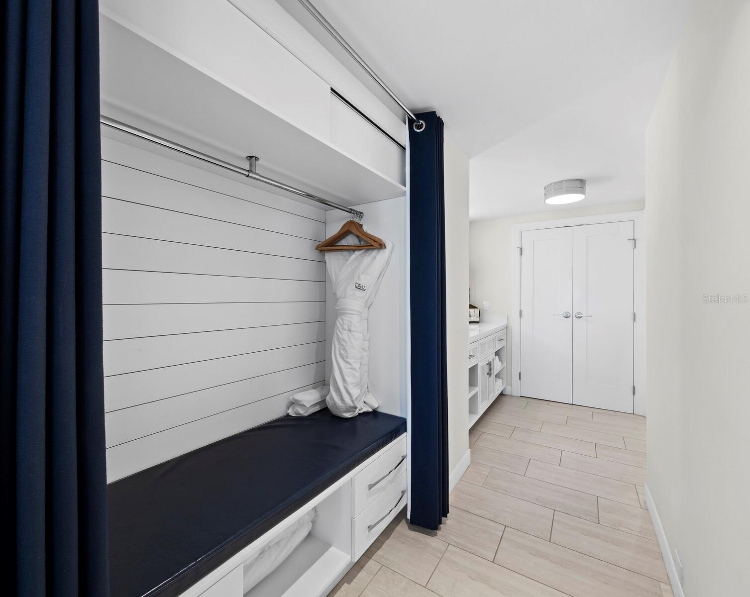 210 SANDS POINT RD #2405, LONGBOAT KEY, FL — photo 15