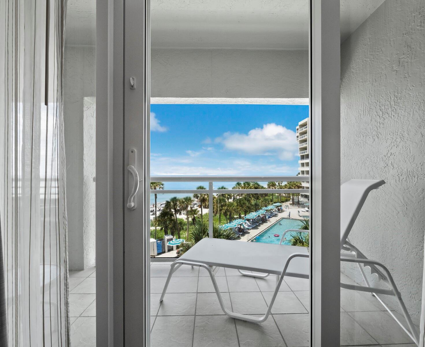 210 SANDS POINT RD #2405, LONGBOAT KEY, FL — photo 22
