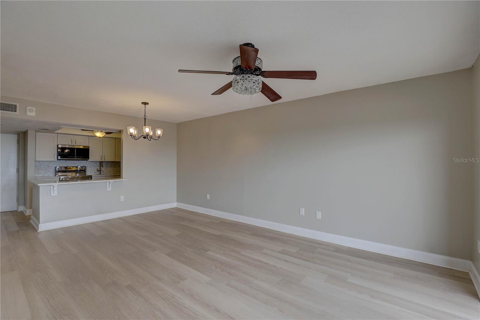4900 BRITTANY DR S #1409, ST PETERSBURG, FL — photo 9