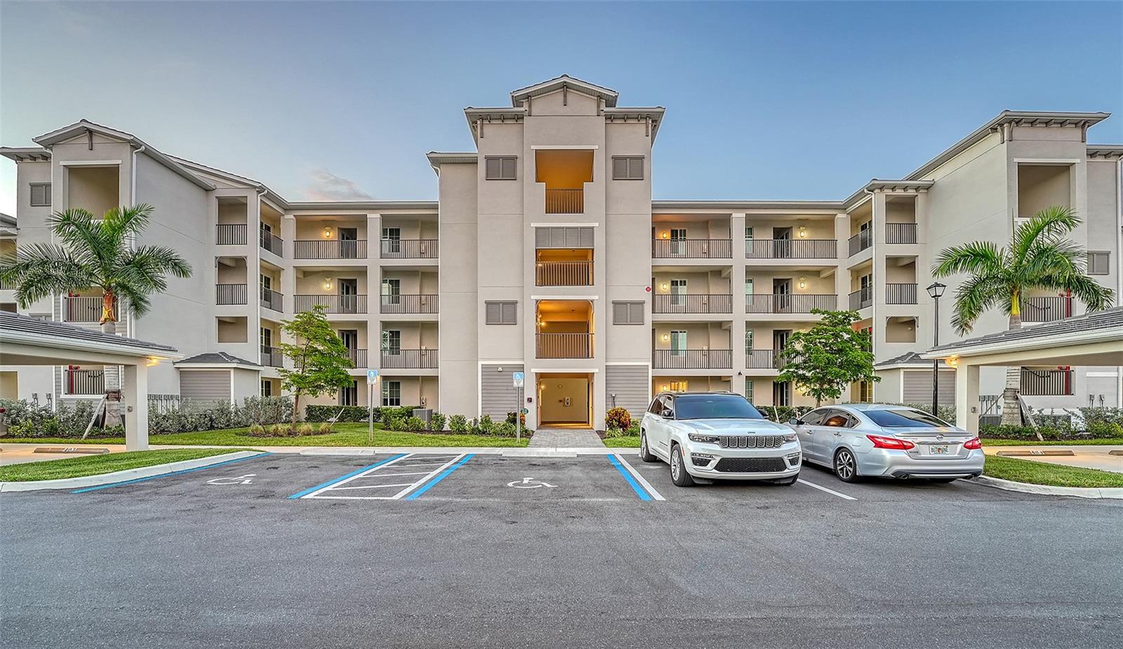 12140 WELLEN GOLF ST #301, VENICE, FL — photo 2