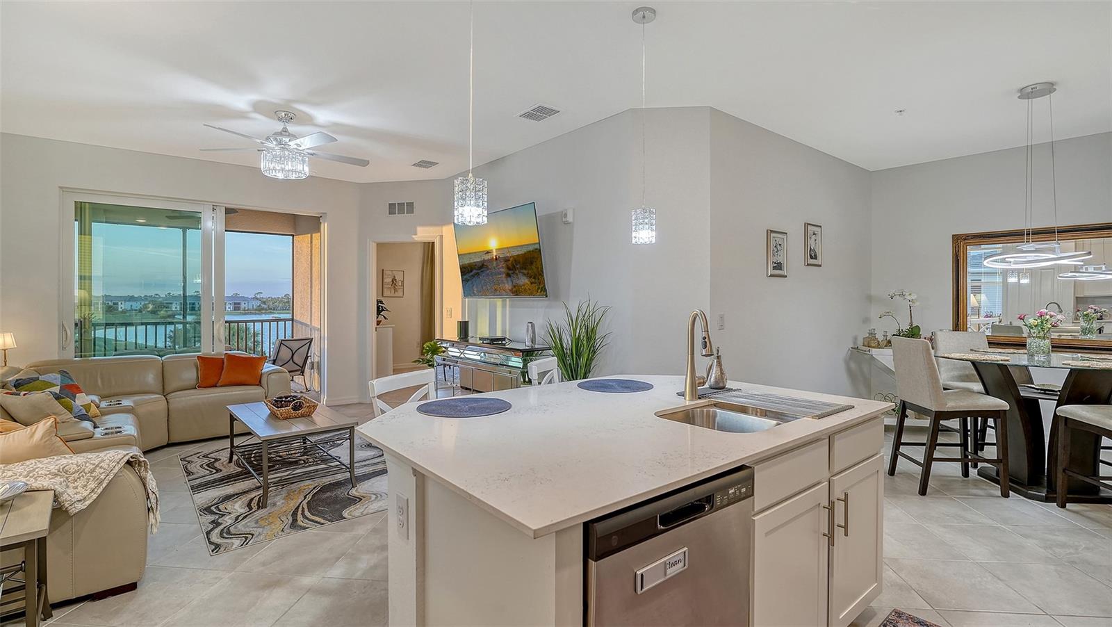 12140 WELLEN GOLF ST #301, VENICE, FL — photo 15