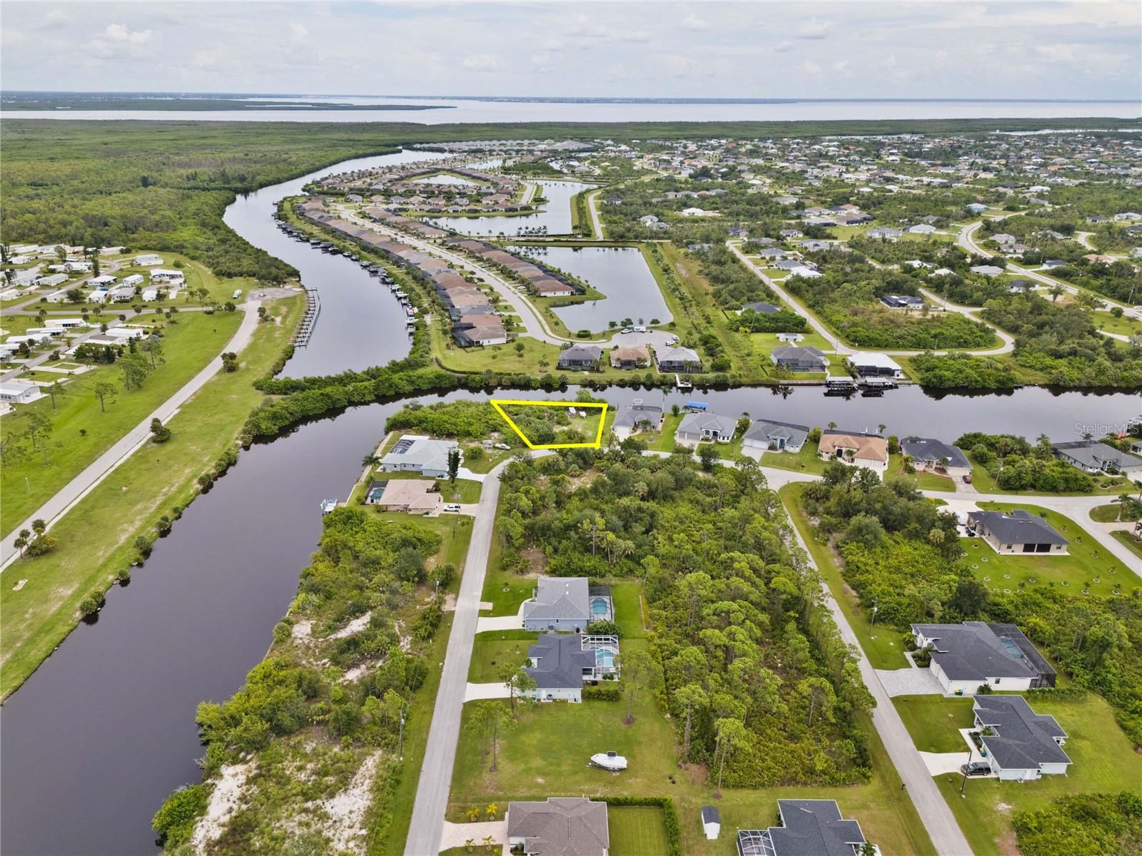 8050 SANTA CRUZ DR, PORT CHARLOTTE, FL — photo 3