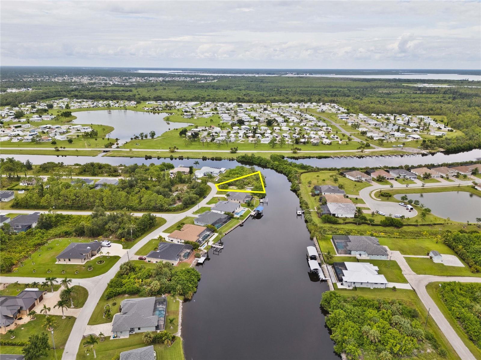 8050 SANTA CRUZ DR, PORT CHARLOTTE, FL — photo 9