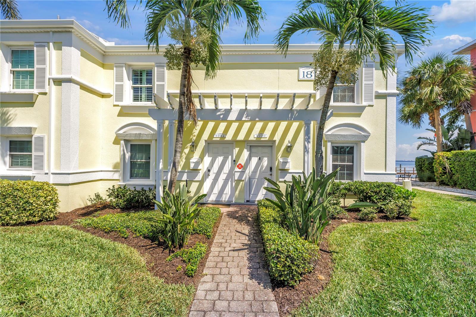 4982 COQUINA KEY DR SE, ST PETERSBURG, FL — photo 5
