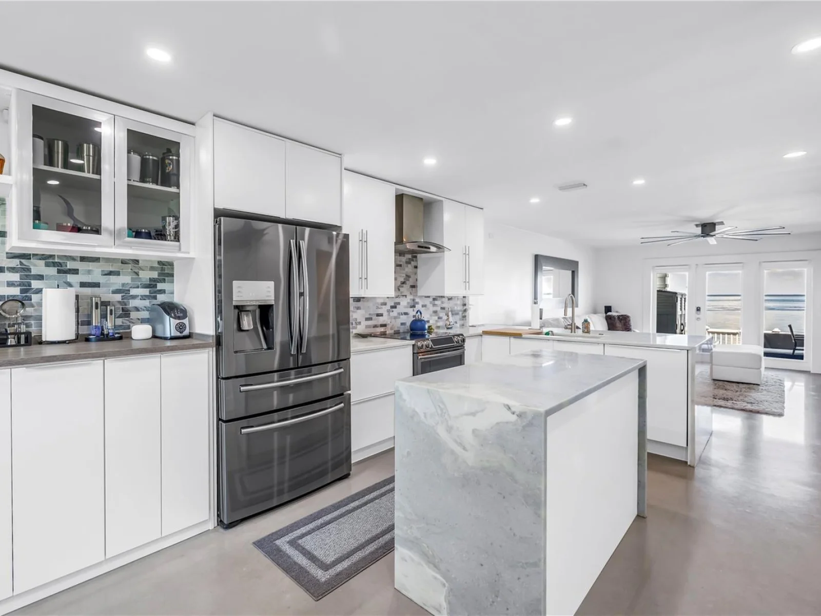 4982 COQUINA KEY DR SE, ST PETERSBURG, FL — photo 20