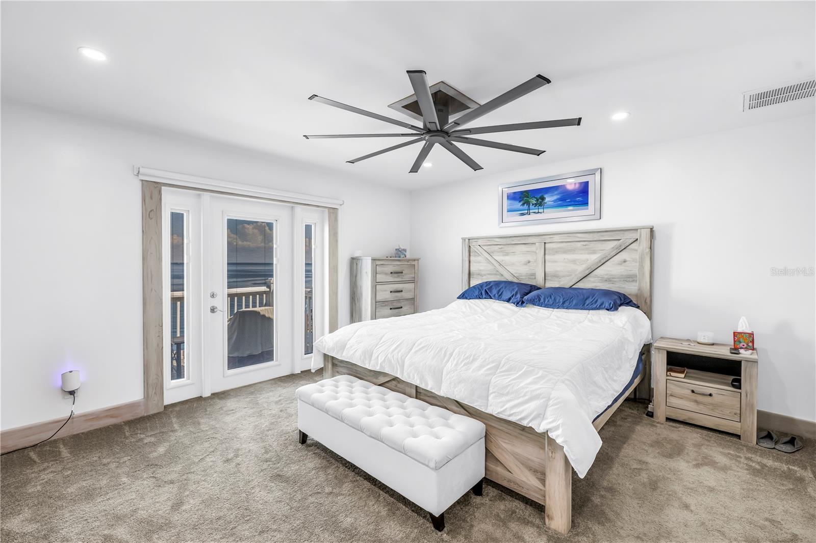 4982 COQUINA KEY DR SE, ST PETERSBURG, FL — photo 58
