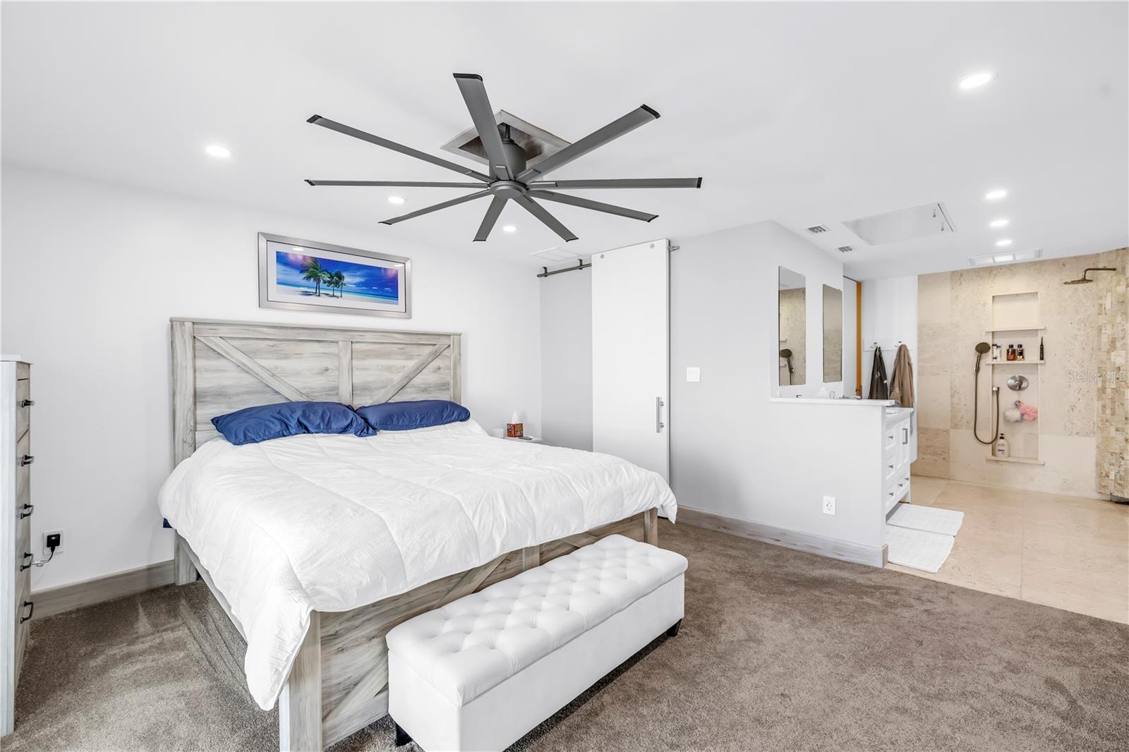 4982 COQUINA KEY DR SE, ST PETERSBURG, FL — photo 59