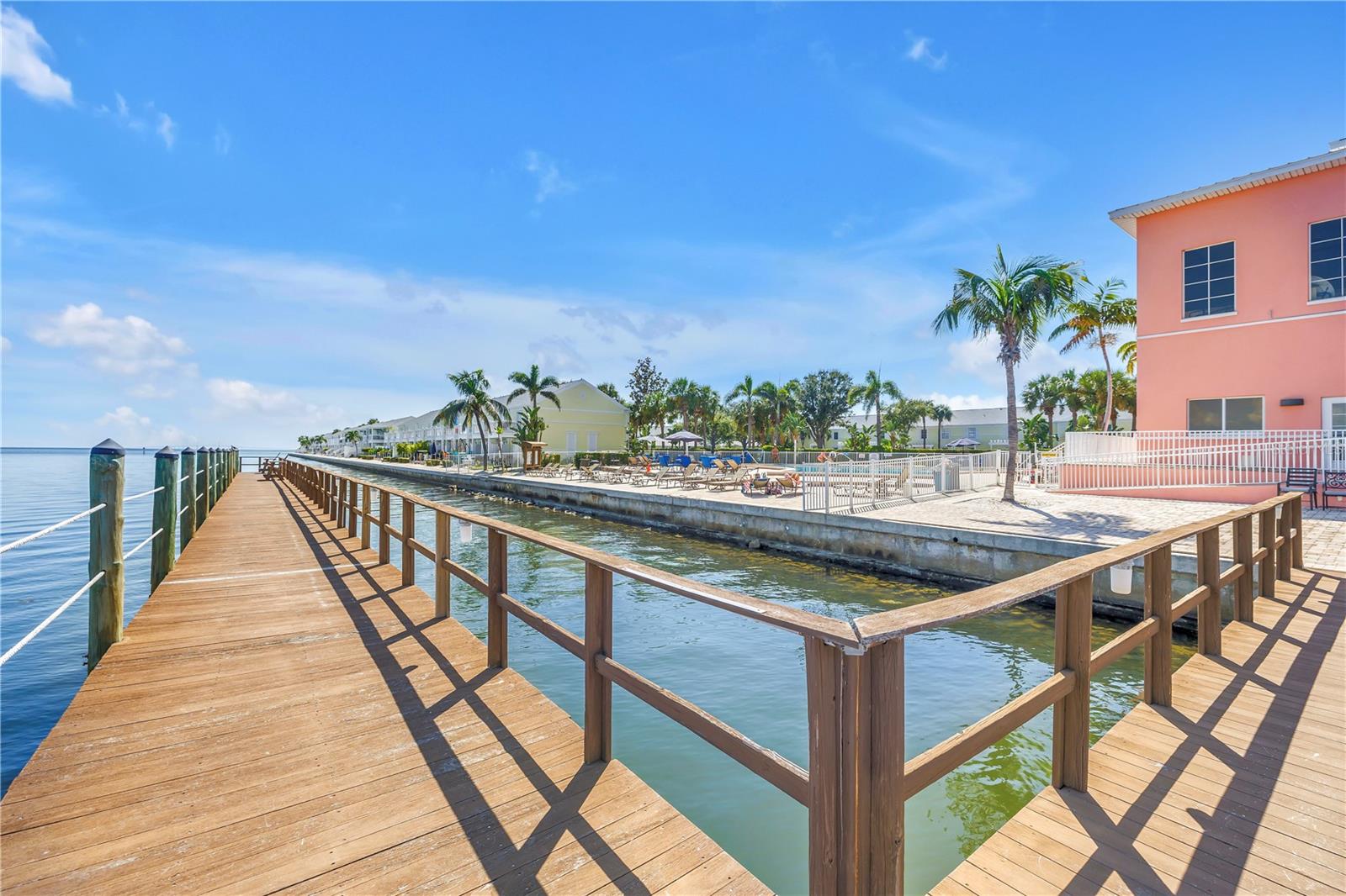 4982 COQUINA KEY DR SE, ST PETERSBURG, FL — photo 87