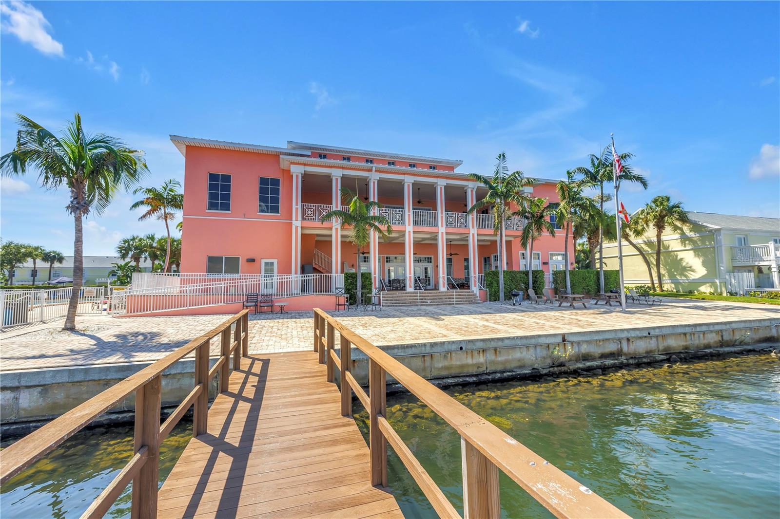 4982 COQUINA KEY DR SE, ST PETERSBURG, FL — photo 91