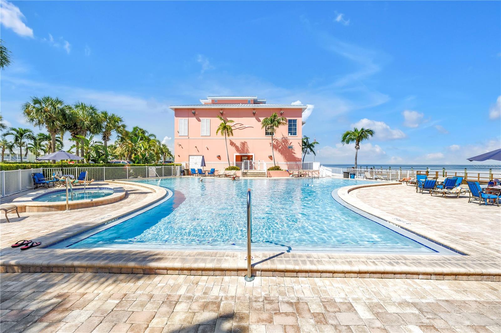 4982 COQUINA KEY DR SE, ST PETERSBURG, FL — photo 97