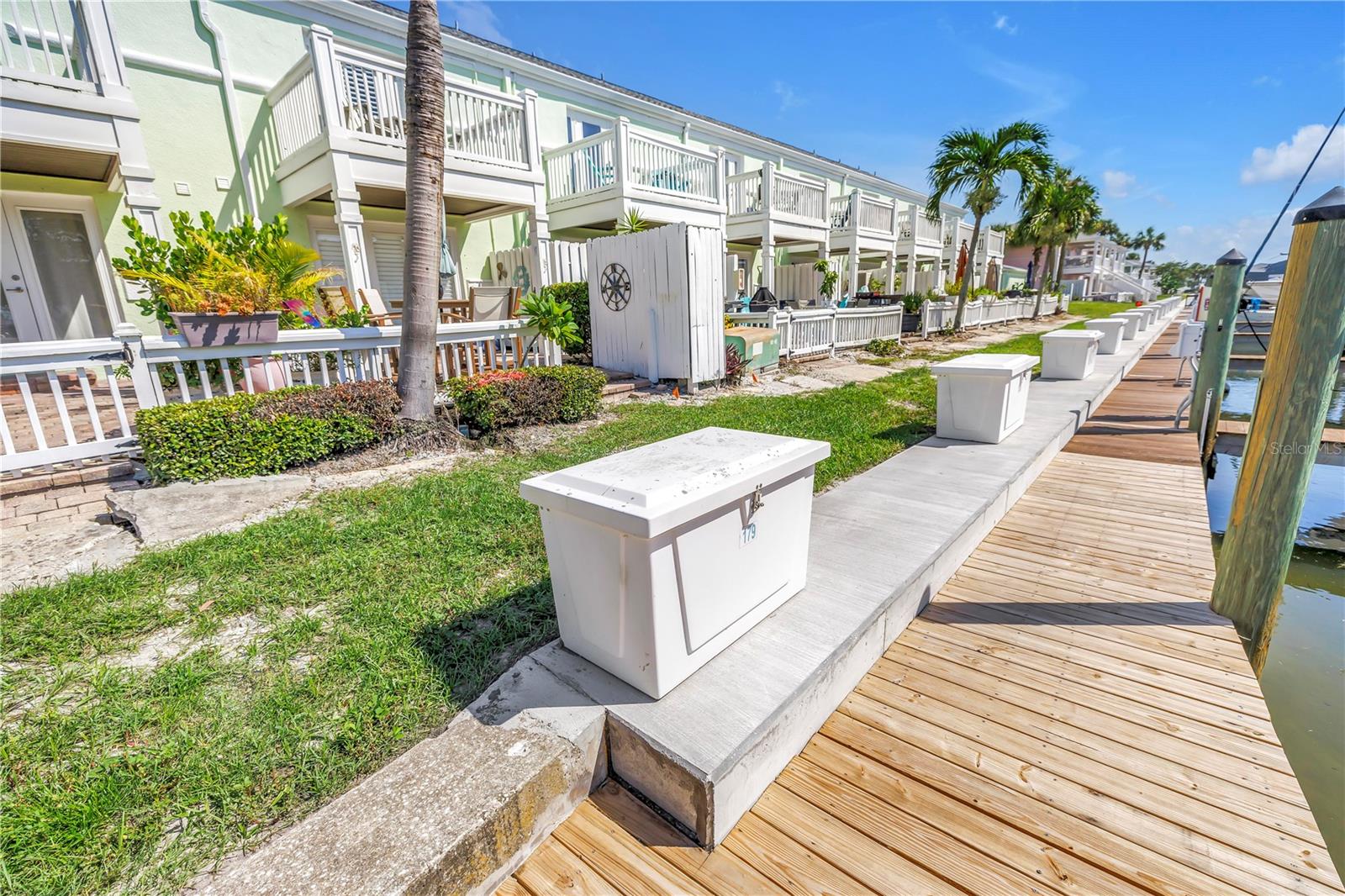 4982 COQUINA KEY DR SE, ST PETERSBURG, FL — photo 99