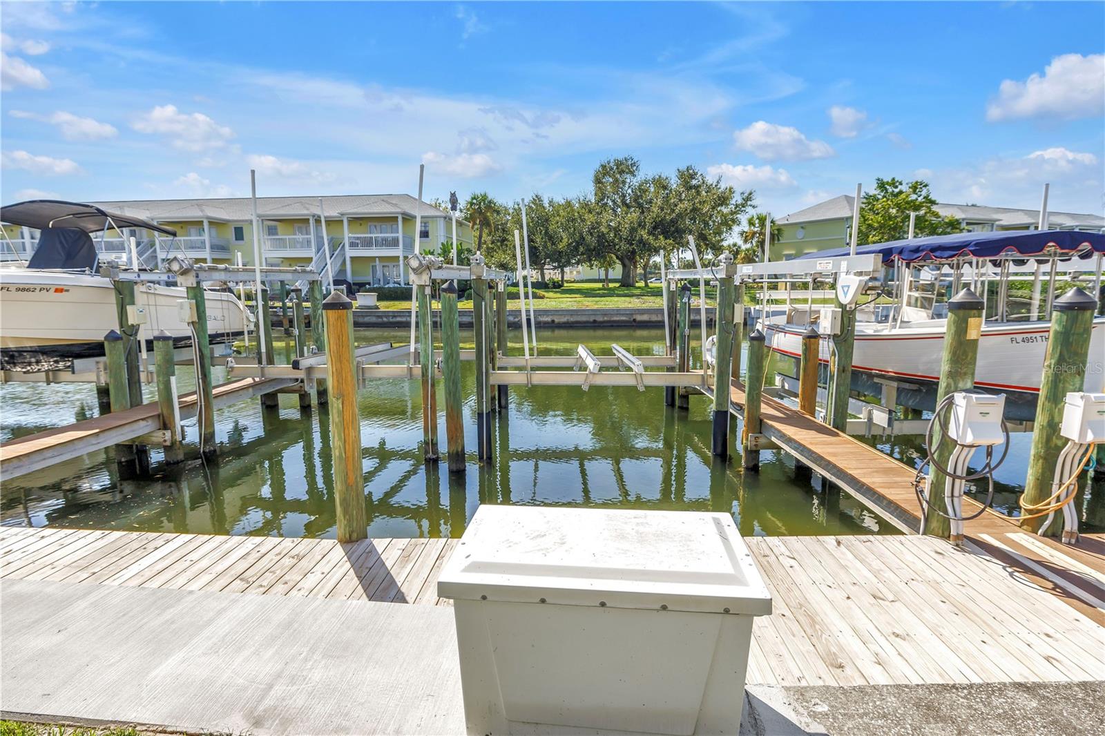 4982 COQUINA KEY DR SE, ST PETERSBURG, FL — photo 101