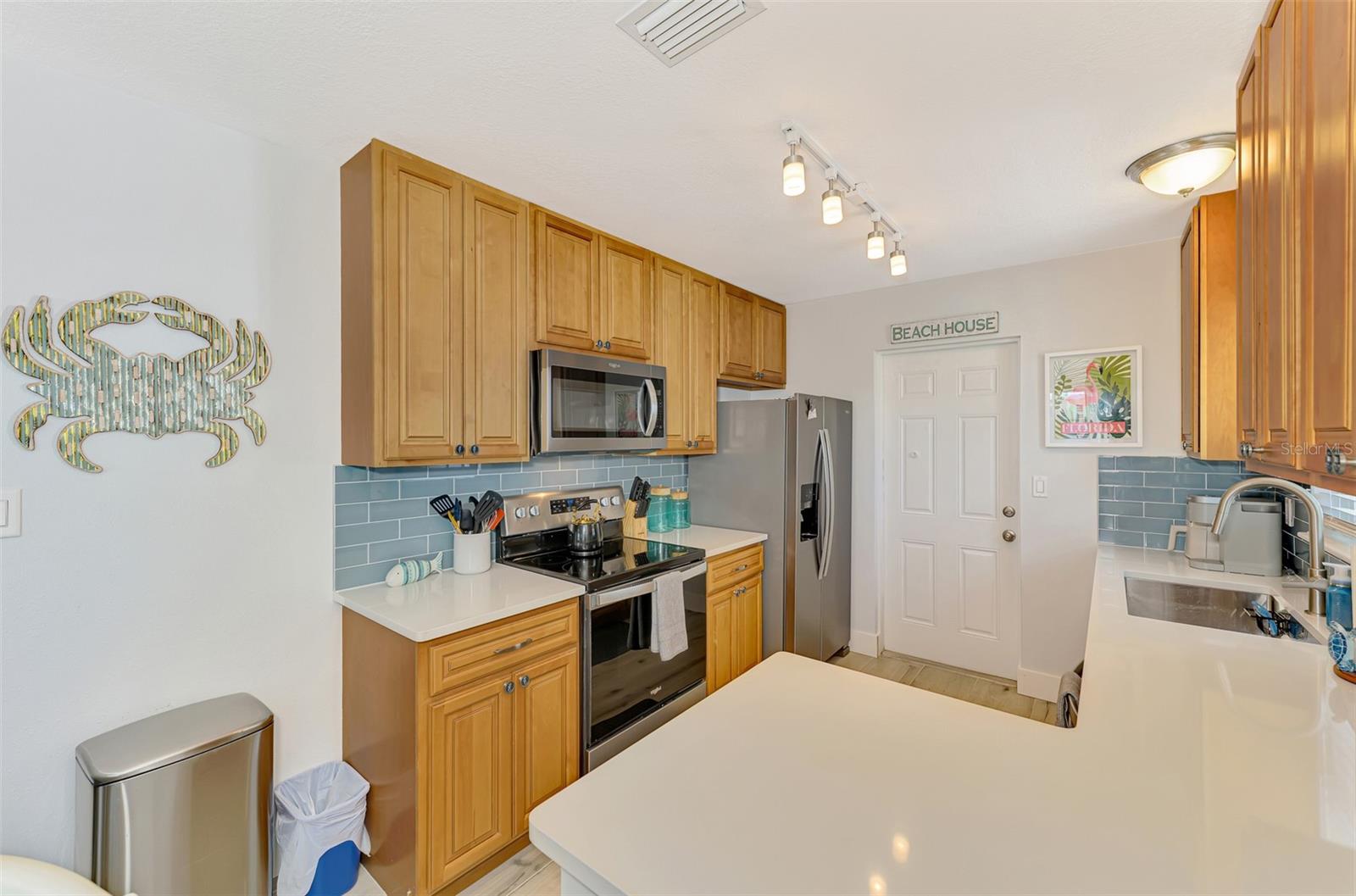 1137 N MOONMIST CT #L-7, SARASOTA, FL — photo 11