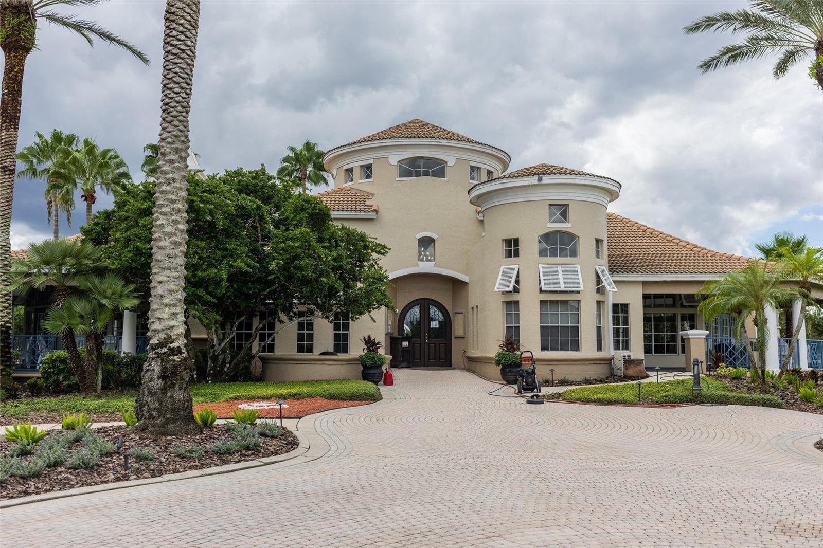 7280 WESTPOINTE BLVD #826, ORLANDO, FL