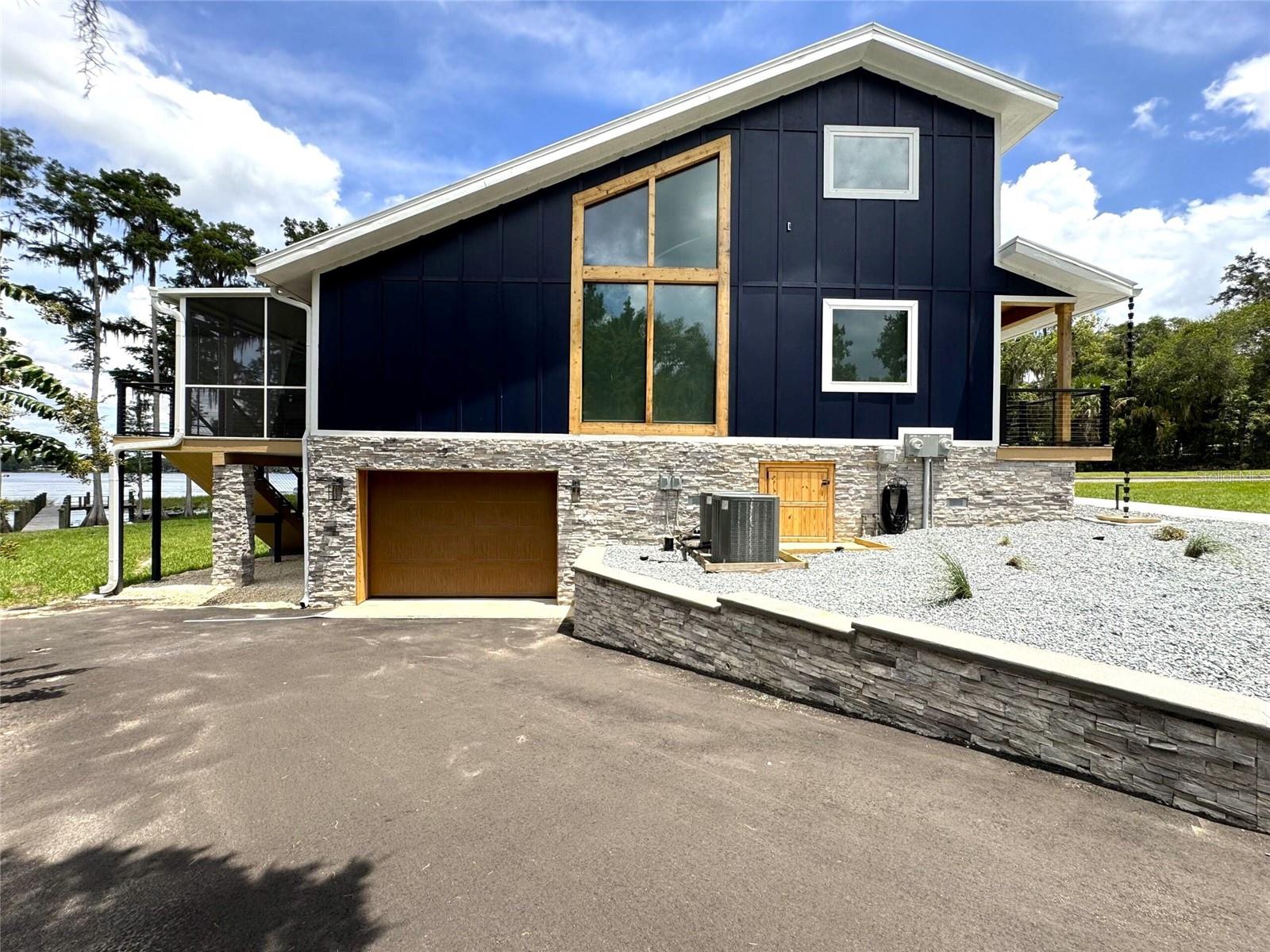 419 N APOPKA AVE, INVERNESS, FL — photo 3