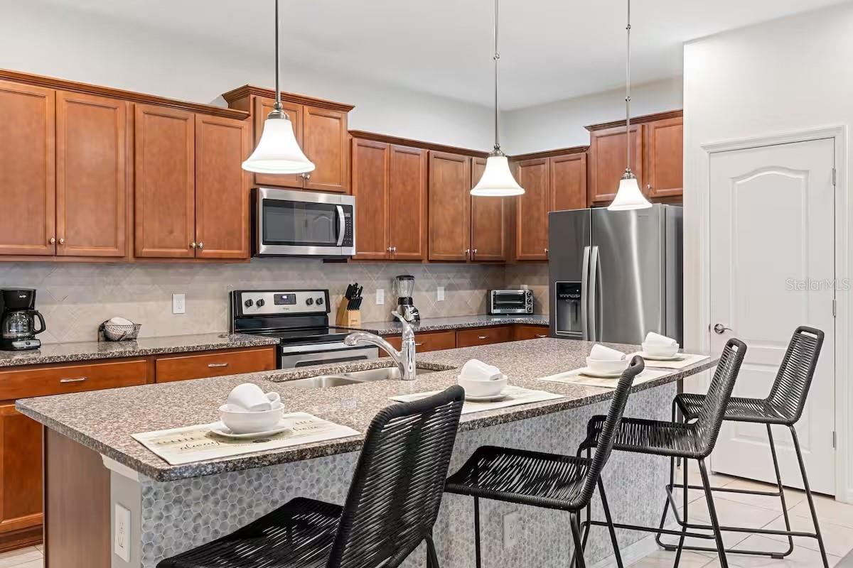 2402 DUBAI ST, KISSIMMEE, FL — photo 3
