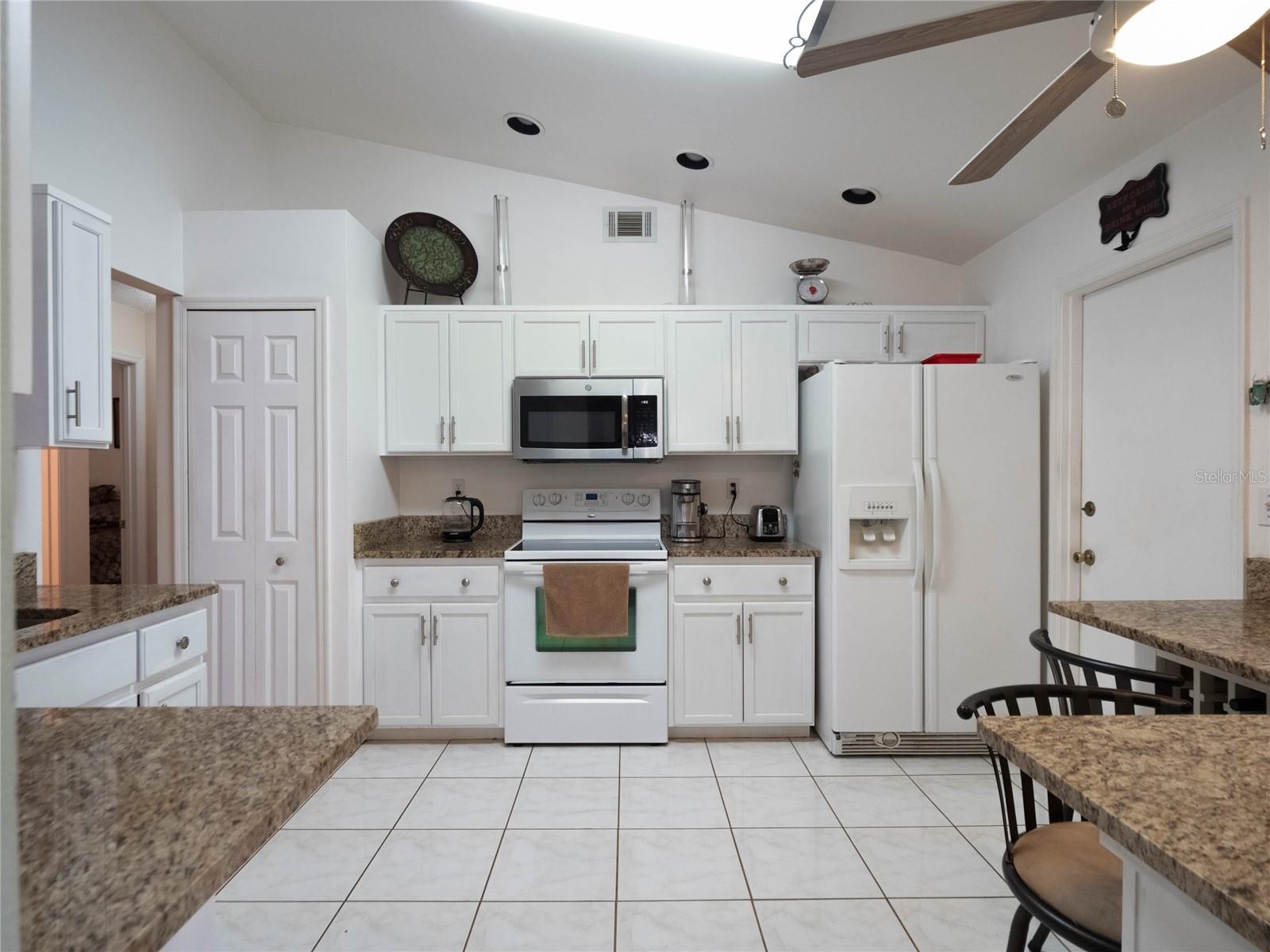 15729 GREATER GROVES BLVD, CLERMONT, FL — photo 11