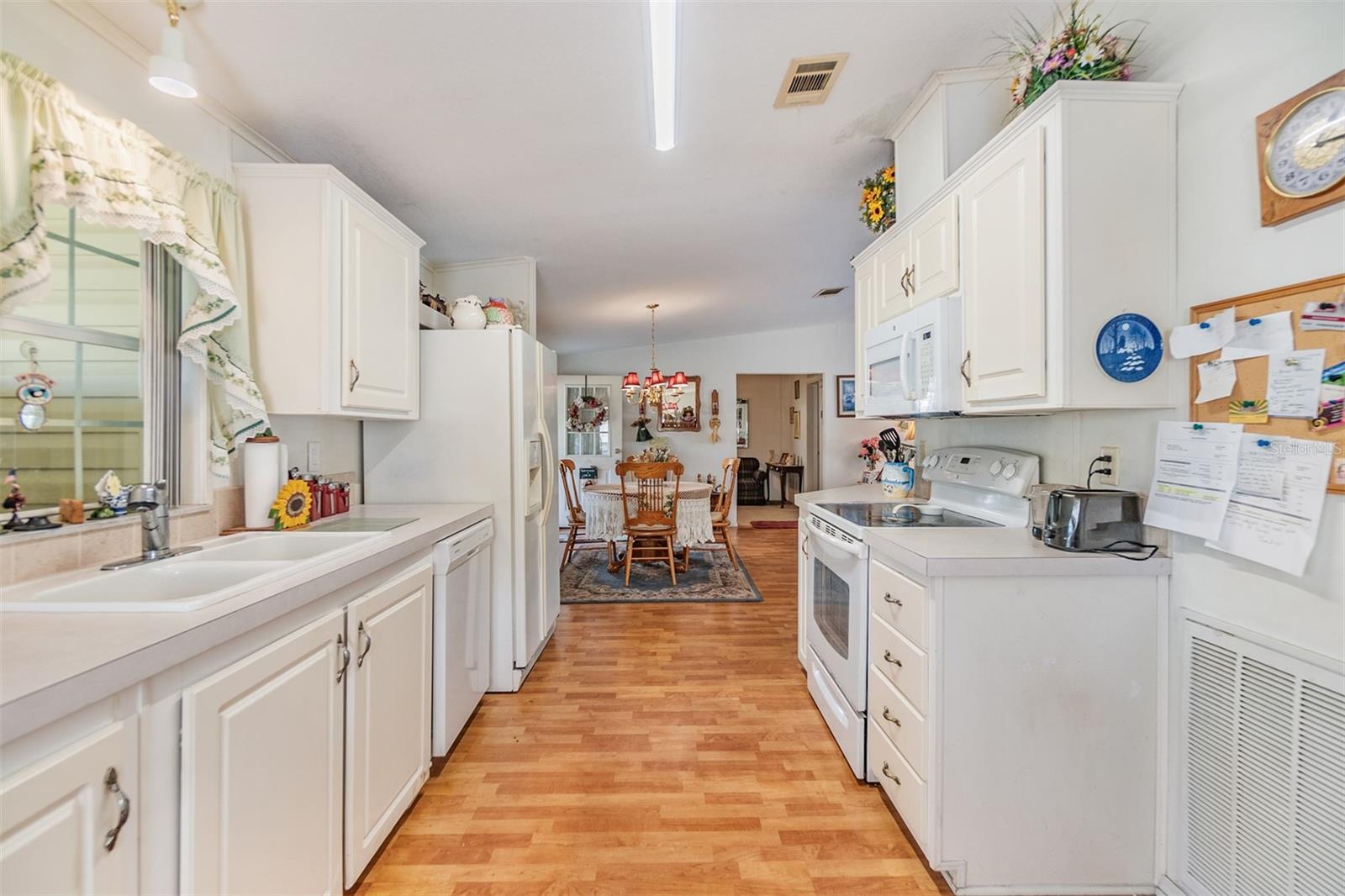 37340 NEUKOM AVE, ZEPHYRHILLS, FL — photo 12