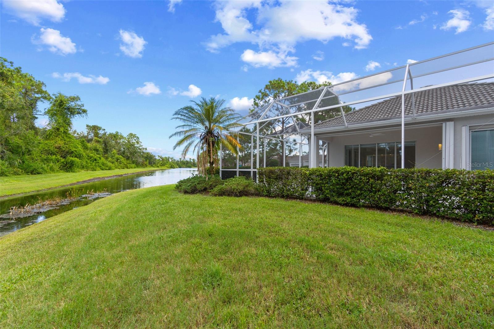 8628 54TH AVENUE CIR E, BRADENTON, FL — photo 2