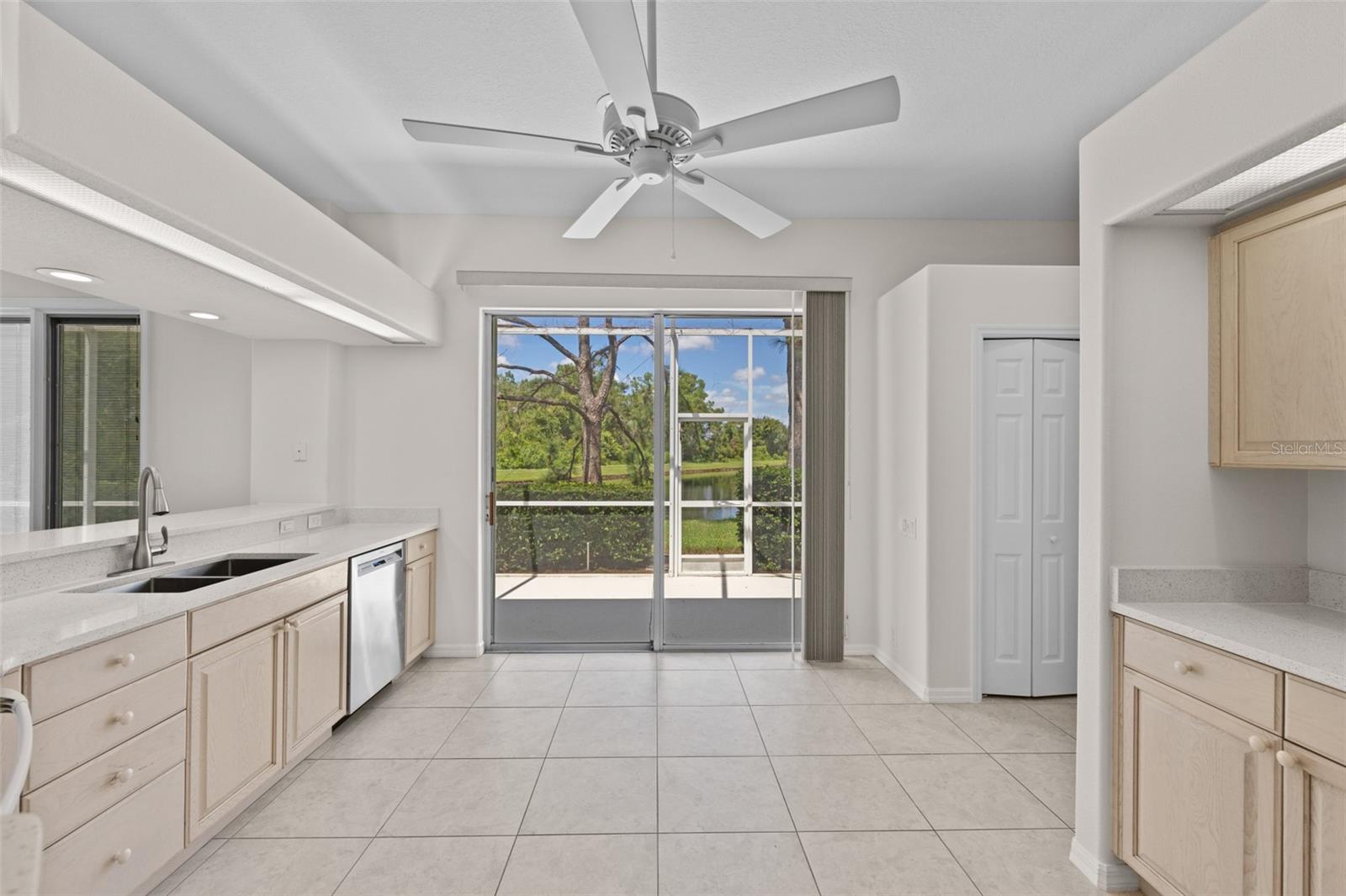 8628 54TH AVENUE CIR E, BRADENTON, FL — photo 13