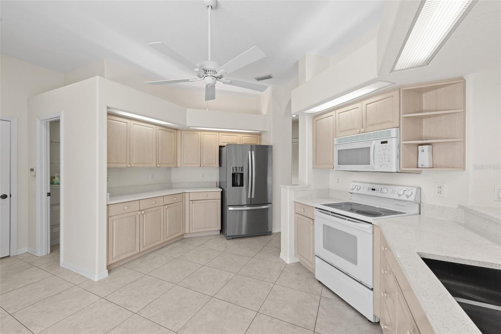 8628 54TH AVENUE CIR E, BRADENTON, FL — photo 15