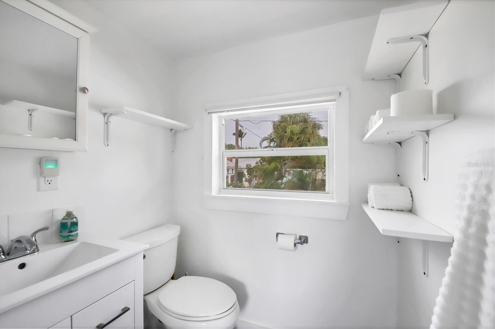 241 GILCHRIST AVE #F, BOCA GRANDE, FL — photo 17