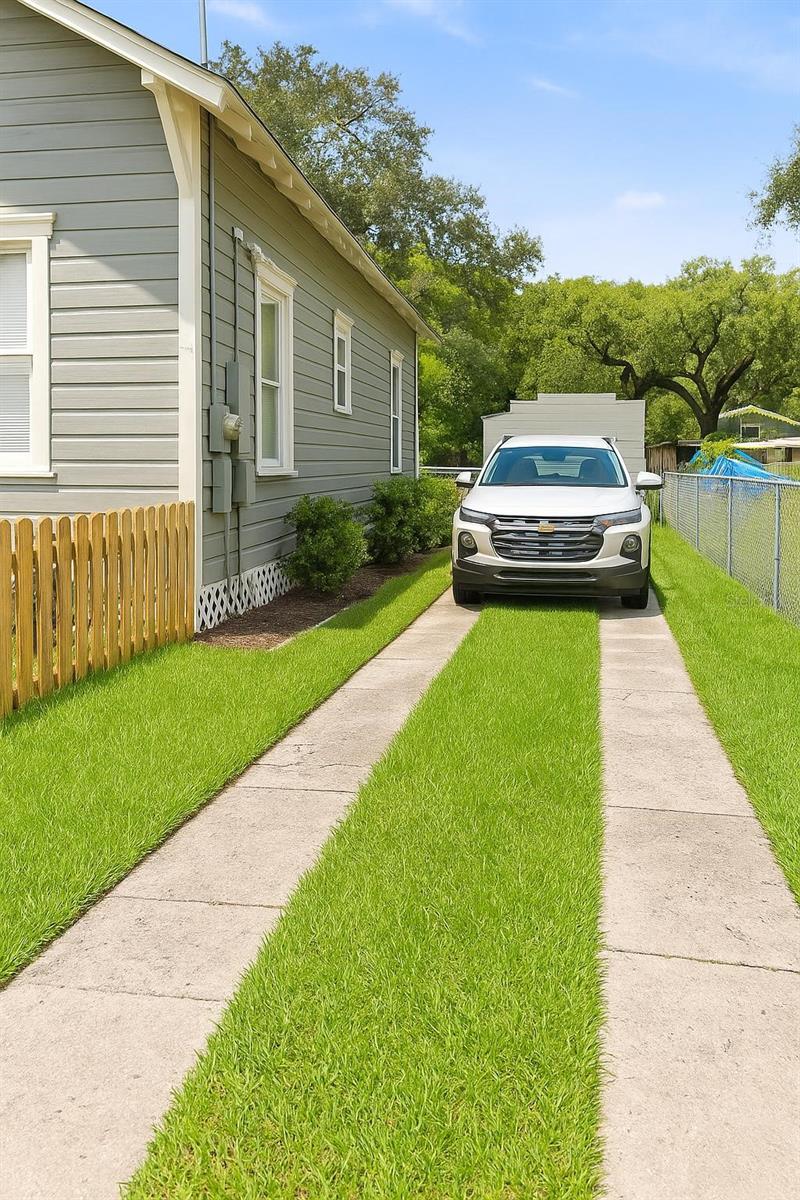 1204 E EMMA ST, TAMPA, FL — photo 13
