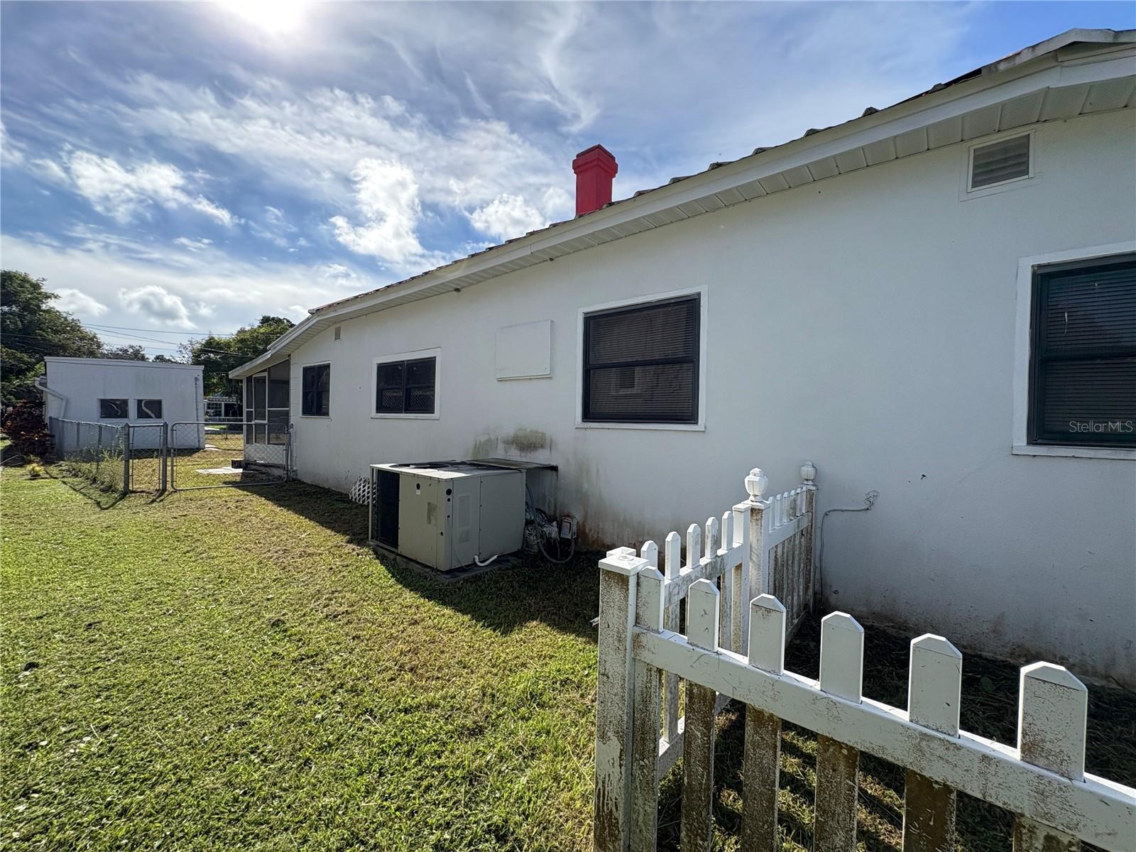 433 PENNSYLVANIA AVE, ST CLOUD, FL — photo 7