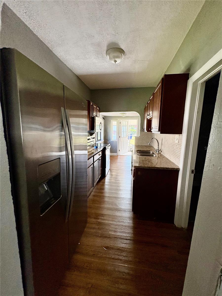 433 PENNSYLVANIA AVE, ST CLOUD, FL — photo 11