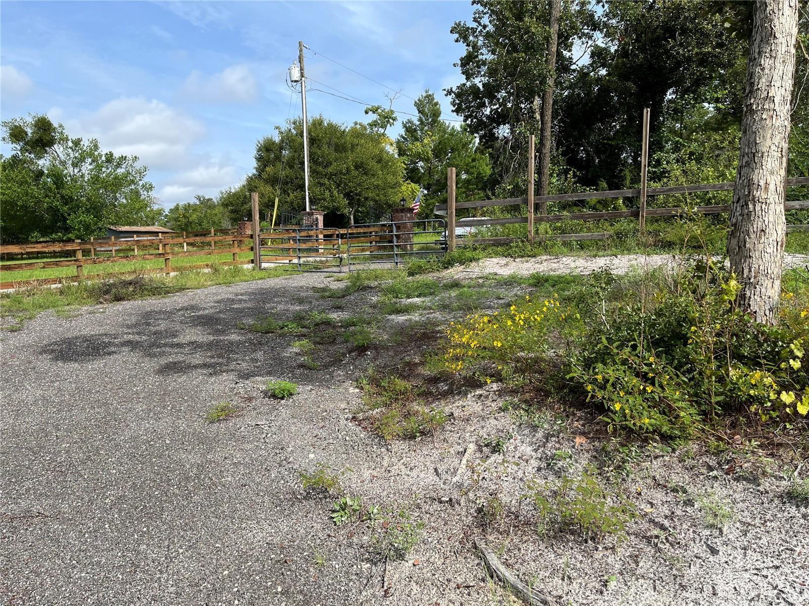2500 LEONARD DR, DELTONA, FL — photo 2