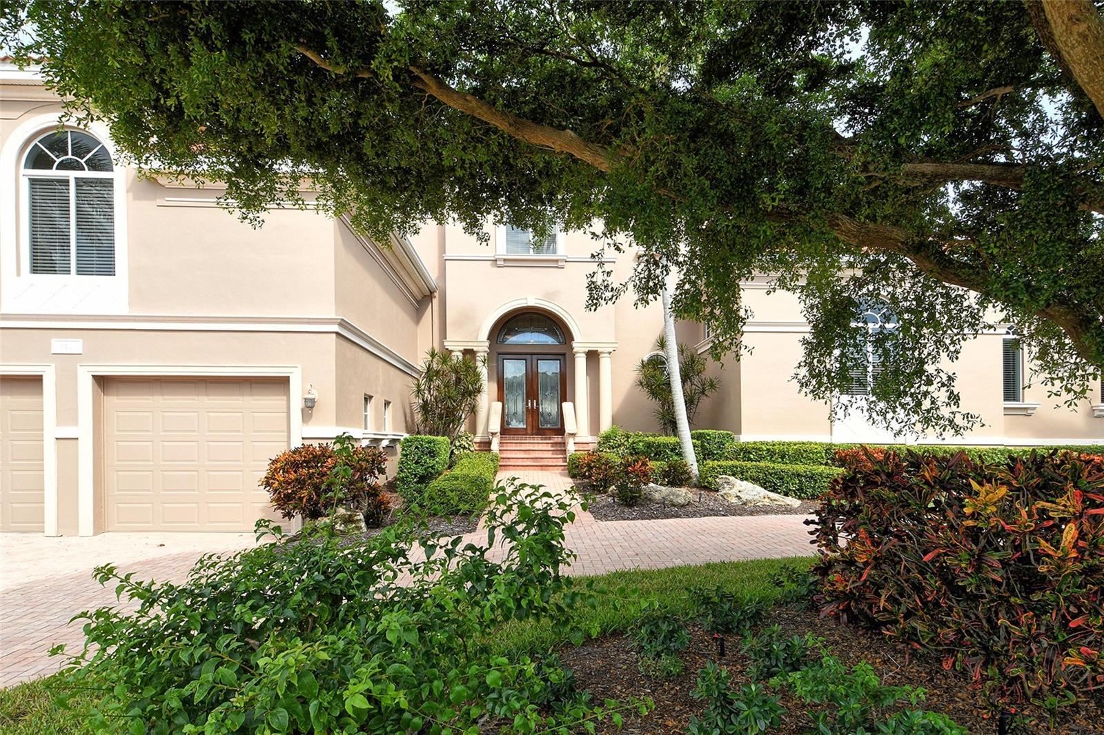 591 PUTTING GREEN LN, LONGBOAT KEY, FL — photo 9