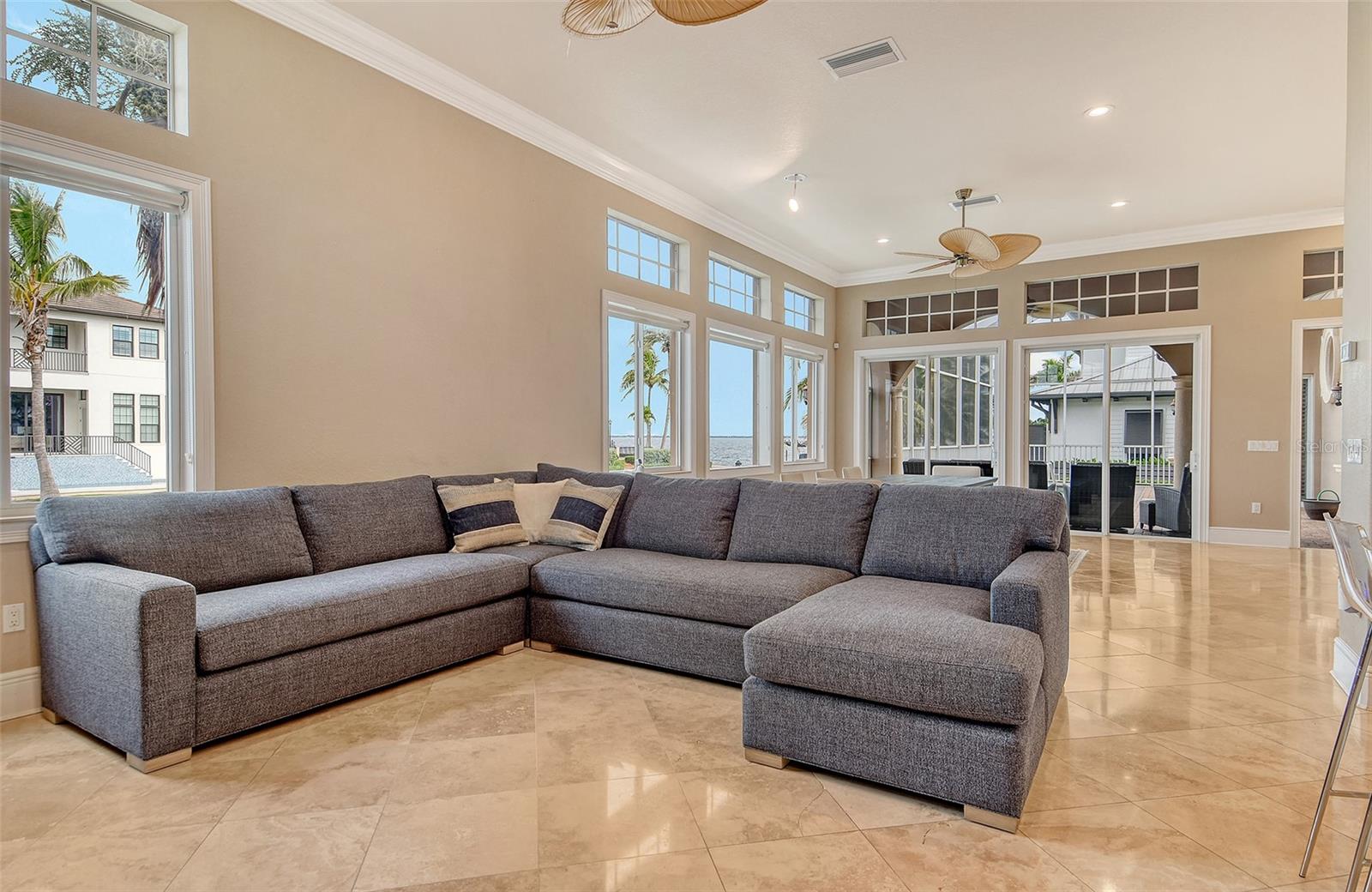 591 PUTTING GREEN LN, LONGBOAT KEY, FL — photo 30