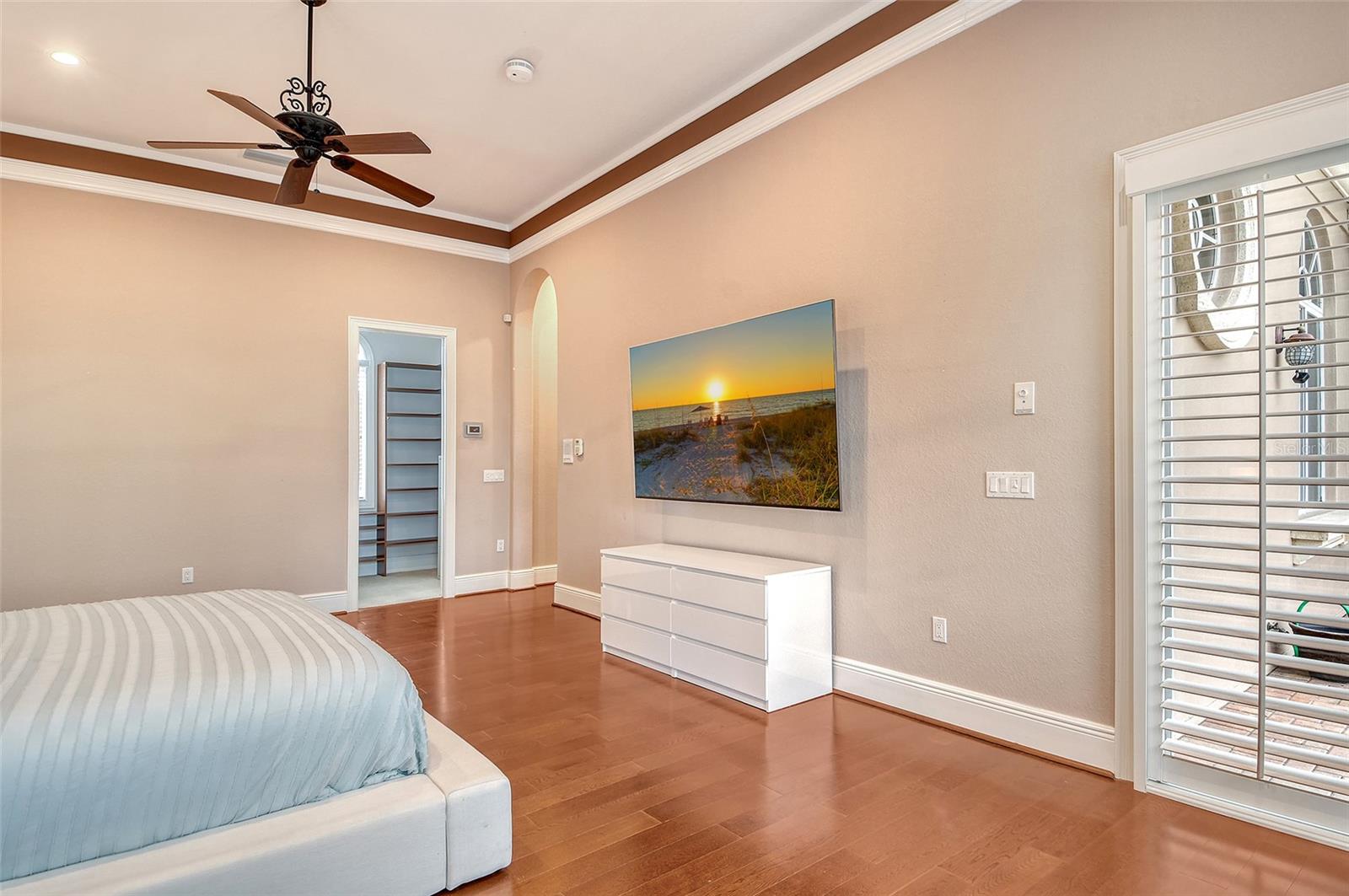 591 PUTTING GREEN LN, LONGBOAT KEY, FL — photo 59