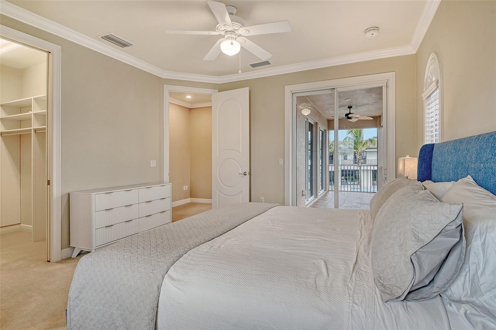 591 PUTTING GREEN LN, LONGBOAT KEY, FL — photo 89