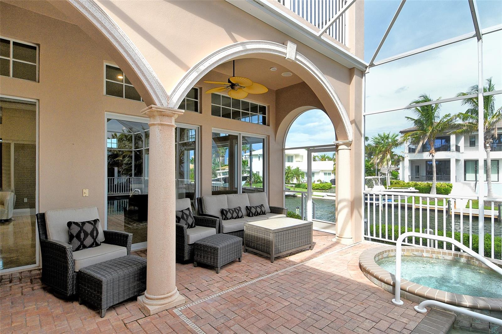 591 PUTTING GREEN LN, LONGBOAT KEY, FL — photo 109