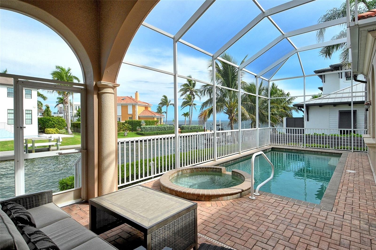 591 PUTTING GREEN LN, LONGBOAT KEY, FL — photo 112