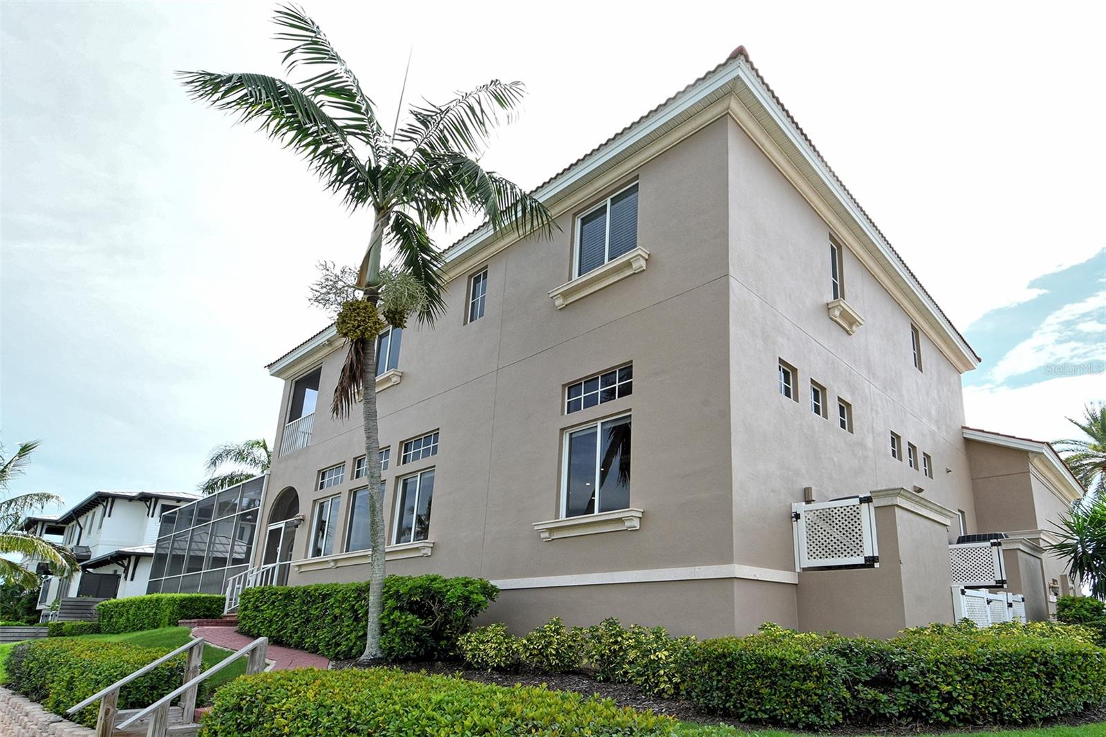 591 PUTTING GREEN LN, LONGBOAT KEY, FL — photo 131