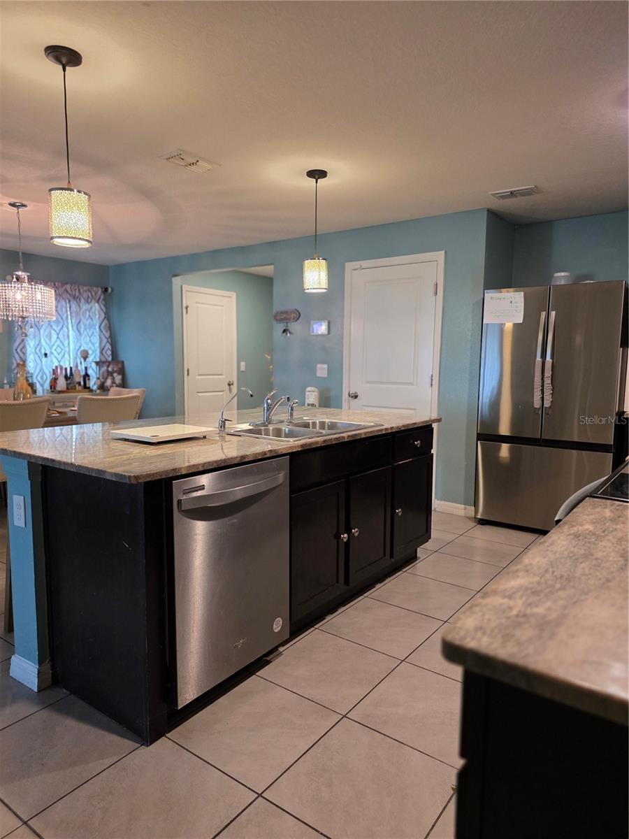 566 SUNLIT CORAL ST, RUSKIN, FL — photo 7