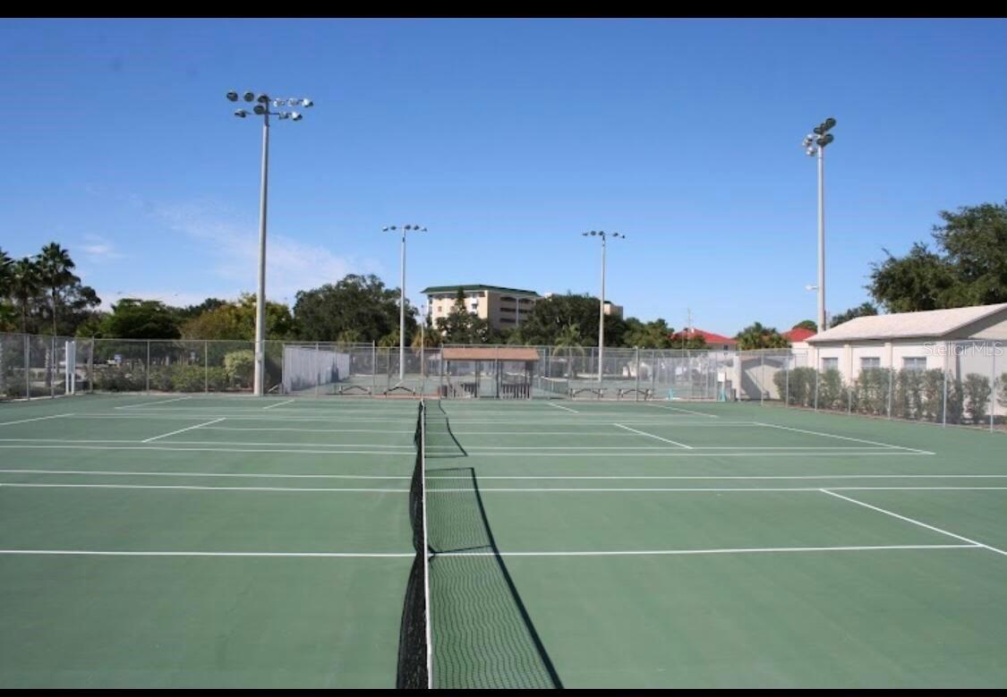 821 LAGUNA DR, VENICE, FL — photo 16