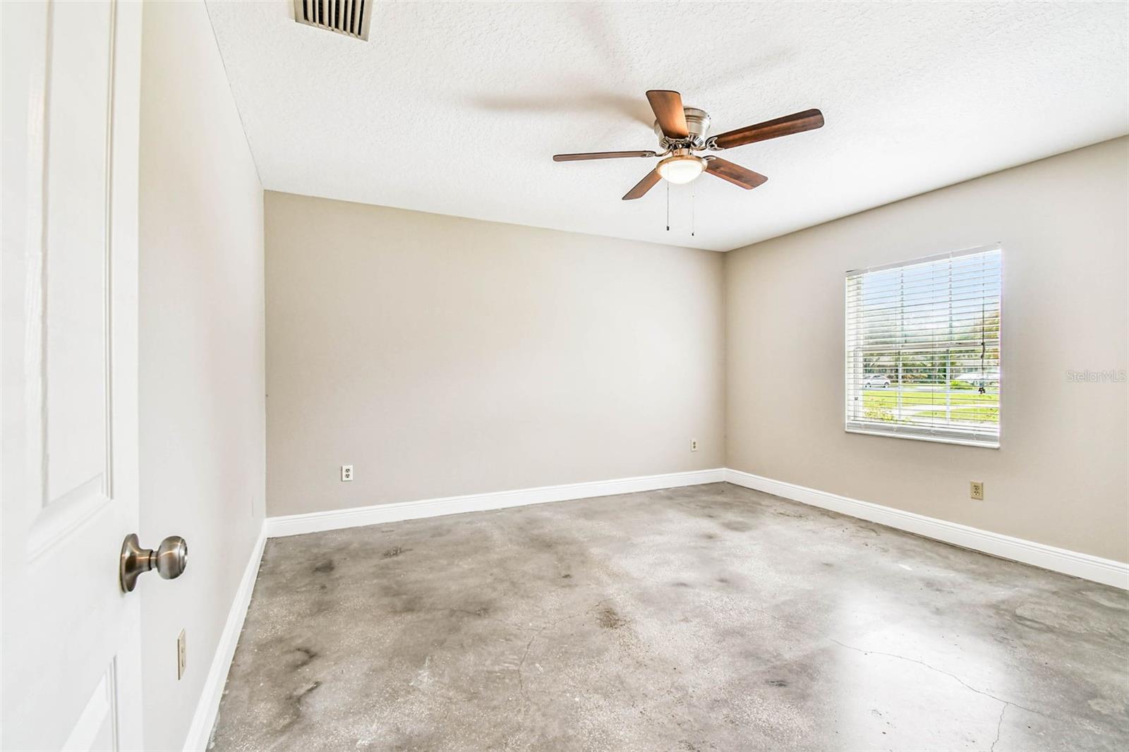 1101 81ST AVE N, ST PETERSBURG, FL — photo 43